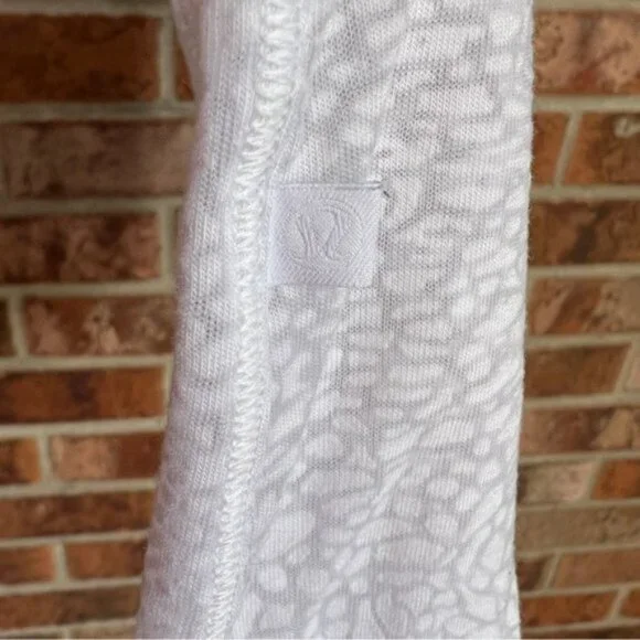 Lululemon  ^* Timeless Classic Tank Polar Shift Veil White. EUC - Picture 8 of 11
